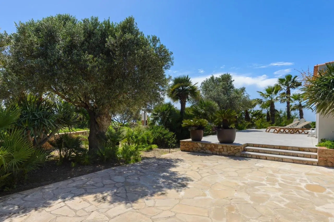 Villa Can Joan I - Fantastic Sunset Views And Family Friendly - Sant Antoni de Portmany