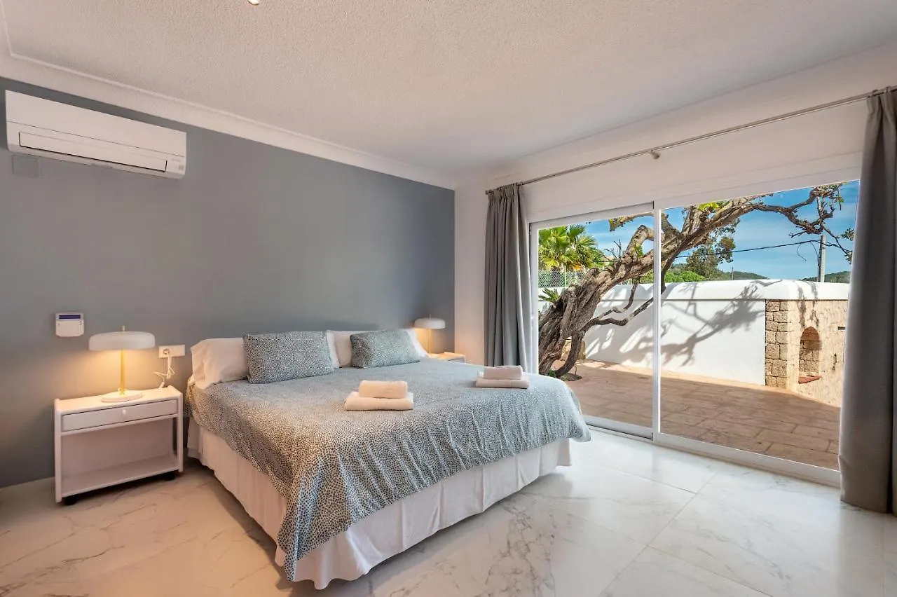 Villa Can Joan I - Fantastic Sunset Views And Family Friendly - Sant Antoni de Portmany Hiszpania
