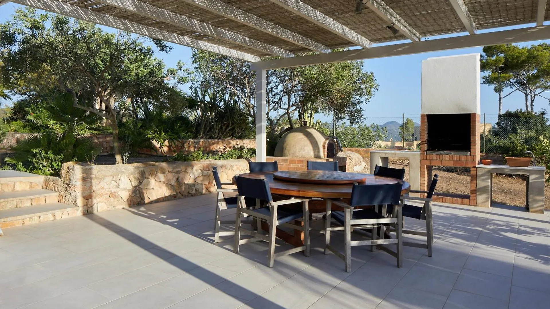 Villa Can Joan I - Fantastic Sunset Views And Family Friendly - Sant Antoni de Portmany