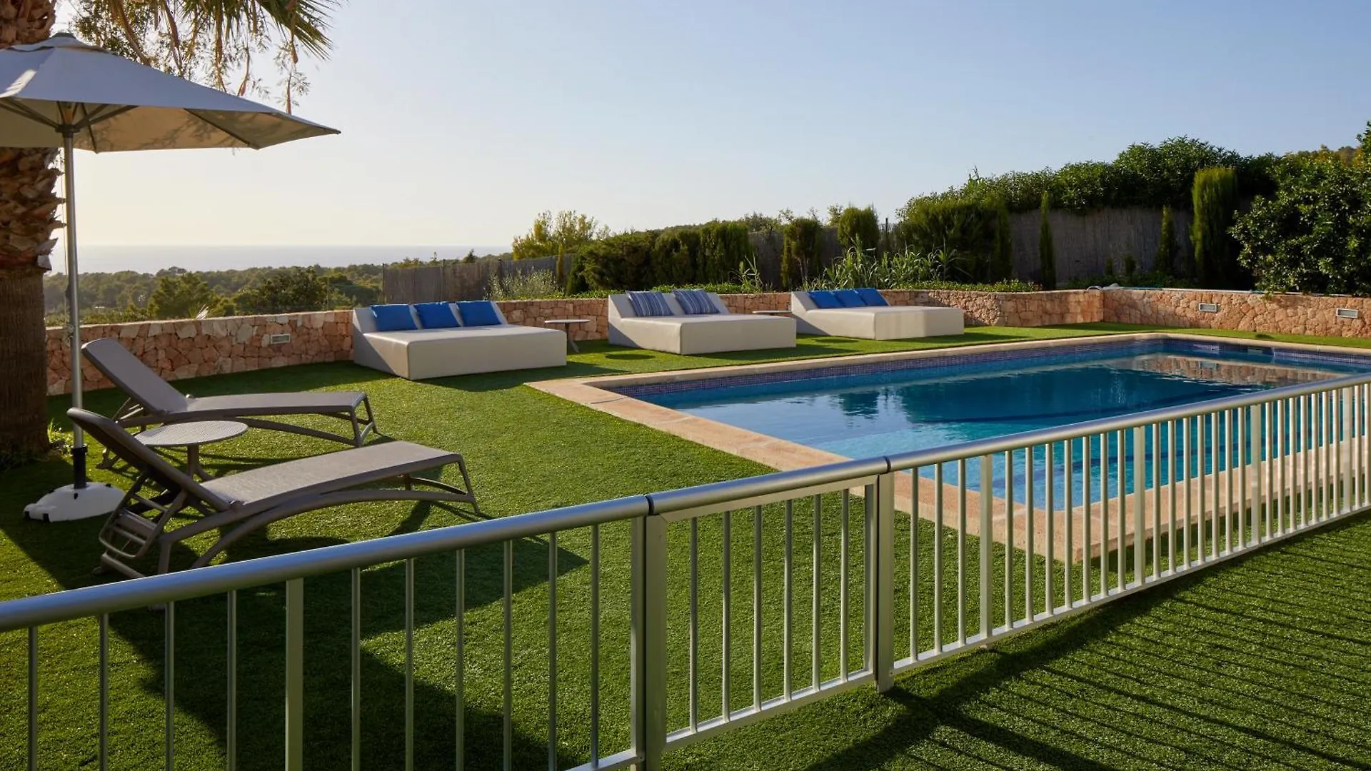 Villa Can Joan I - Fantastic Sunset Views And Family Friendly - Sant Antoni de Portmany